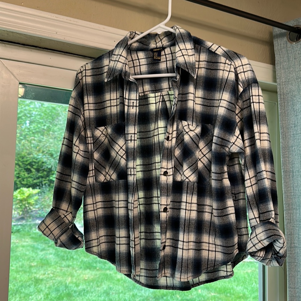 Forever 21 medium cropped flannel